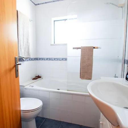 6pax Baby Friendly Near Dino Park&beaches São Bartolomeu