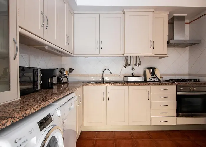 6pax Baby Friendly Near Dino Park&beaches * São Bartolomeu
